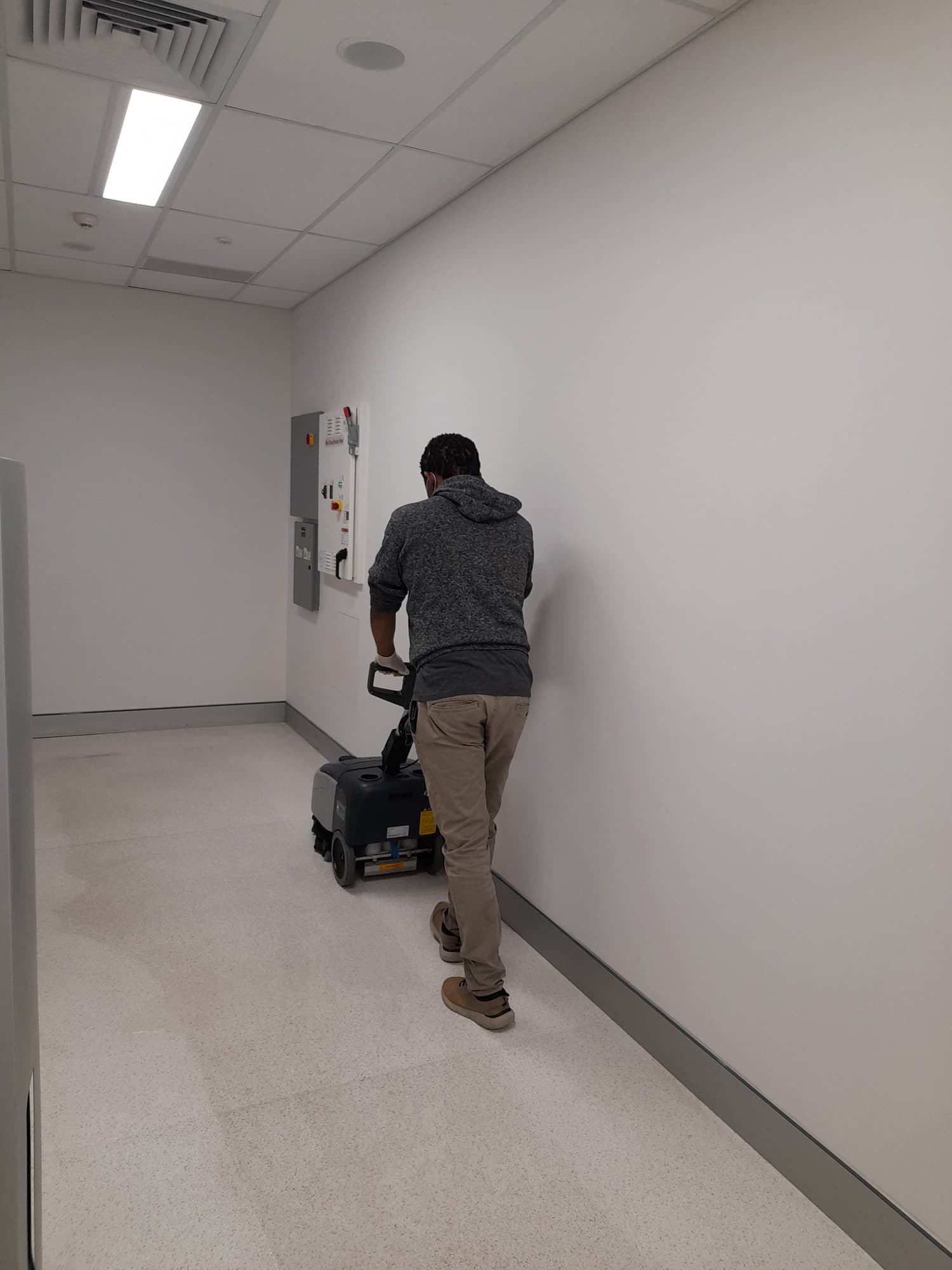 Professional floor polishing